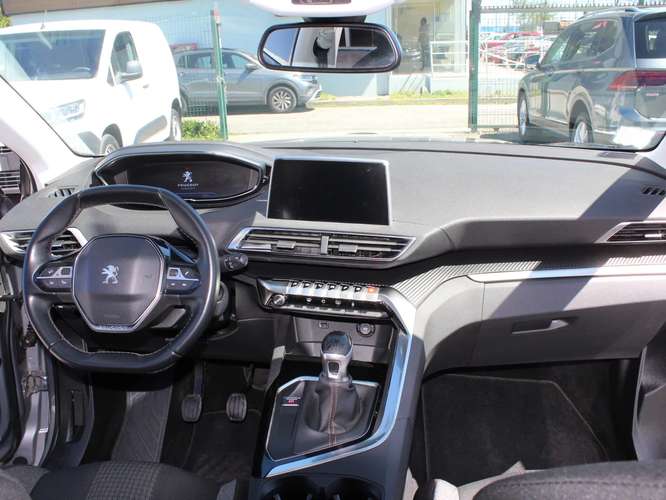 PEUGEOT 3008 1.5 DIÉSEL MT.2020
