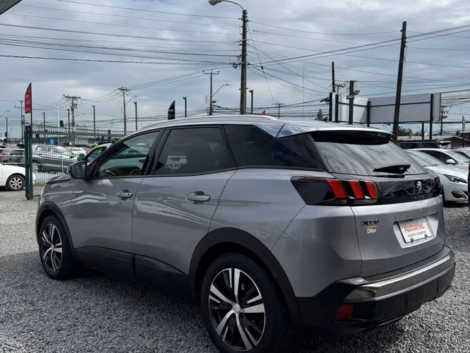 PEUGEOT 3008 1.5 DIÉSEL MT.2020 - Imagen 10