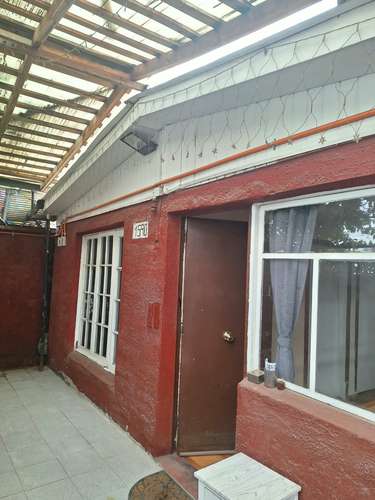 Se Arrienda Cómoda Casa Familiar en Excelente Ubicación