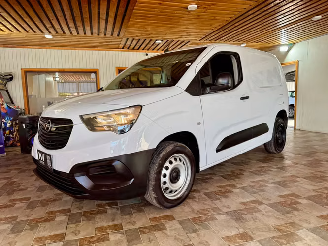 OPEL COMBO FACTURABLE VALOR CON IVA