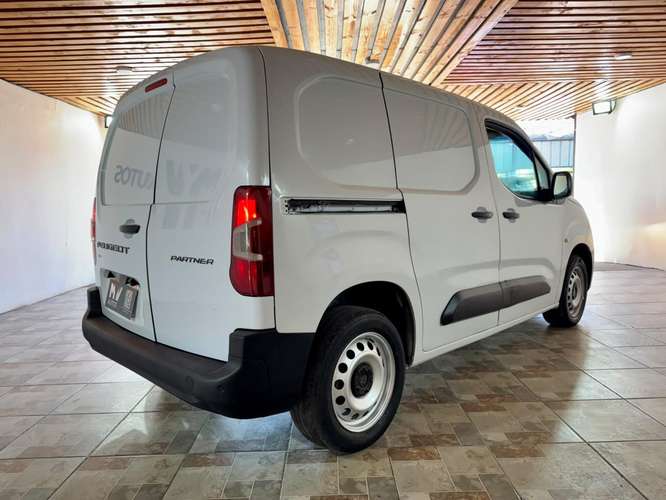 PEUGEOT PARTNER L1 FACTURABLE VALOR CON IVA - Imagen 5