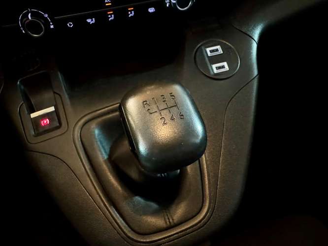 PEUGEOT PARTNER L1 FACTURABLE VALOR CON IVA - Imagen 15