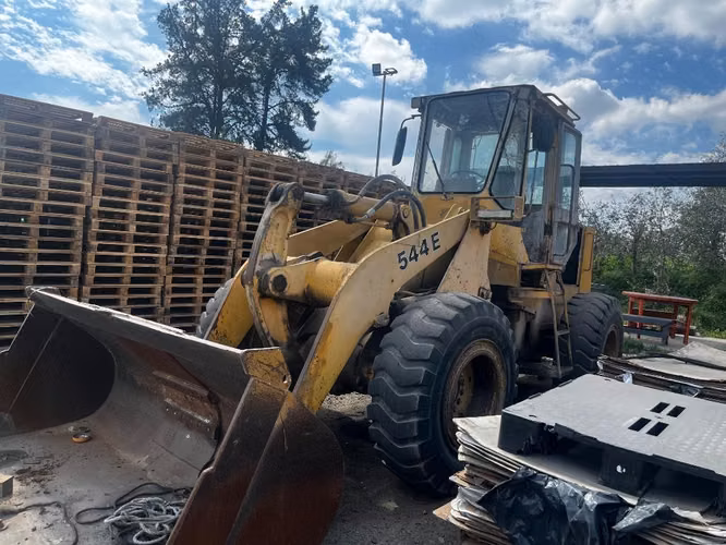 Cargador Frontal Jhon Deeren 544E