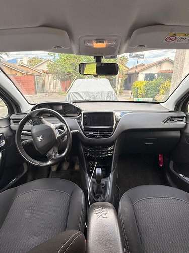 Peugeot 208 1.2 - Imagen 3