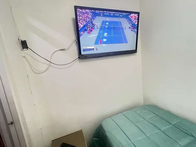 Arriendo pieza Pequeña  $150.000 en Matta con Uribe pleno Centro