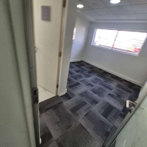Se vende propiedad comercial - Imagen 9