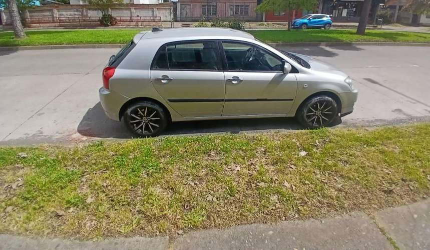Vendo toyota corolla sport