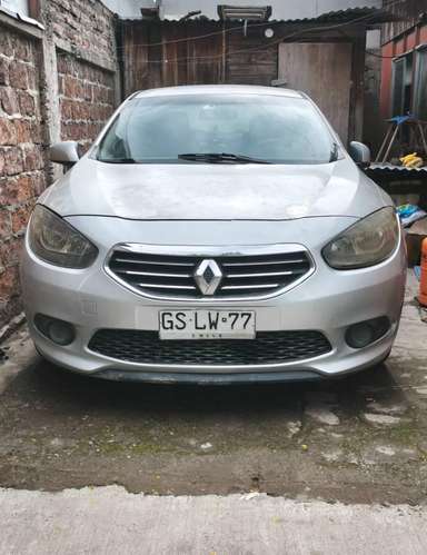 Renault Fluence 2.0 Authentique 2014 - Motor andando (Detalle biela / Agua)