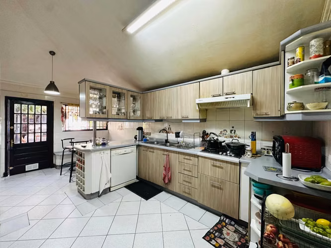 5D 4B con Piscina | 207 m² Construidos | 4 Estac. |Los Dominicos – Las Condes - Imagen 7