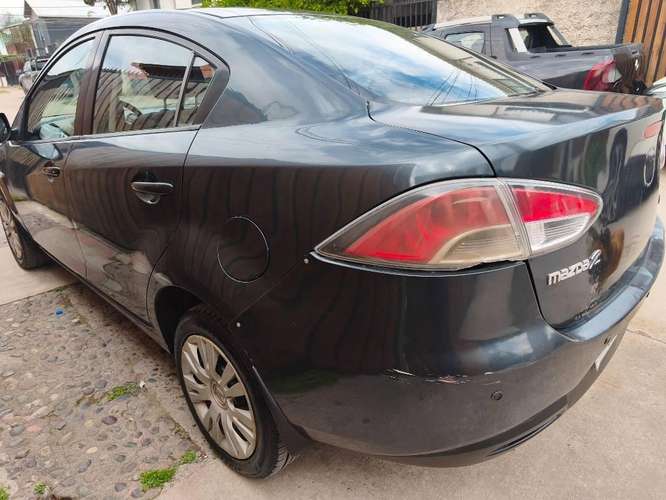 Auto mazda 2 año 2012