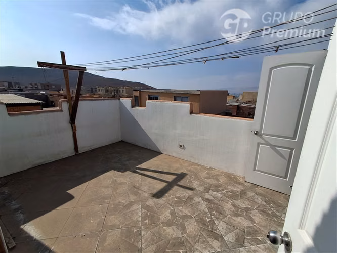 Casa en arriendo de 3 dorm. 3B en Arica cerca de centro - Imagen 24