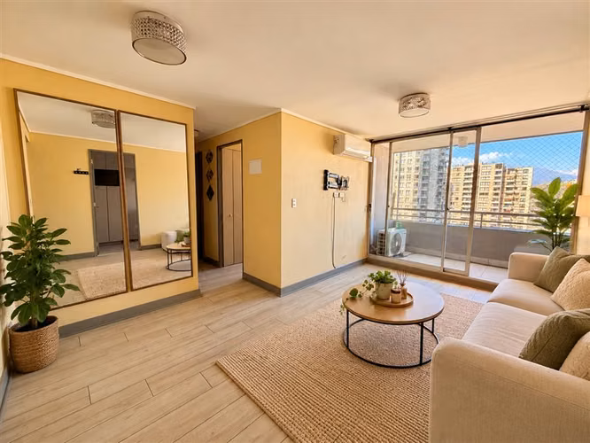Depa en venta de 2 dorm.2 baños 1 est y bodega en San Miguel