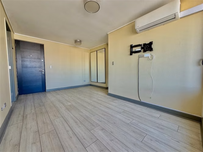 Depa en venta de 2 dorm.2 baños 1 est y bodega en San Miguel - Imagen 4