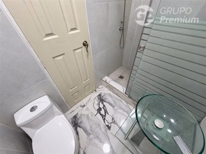 Casa en venta Independencia sector residencial 5D 4B Piscina
