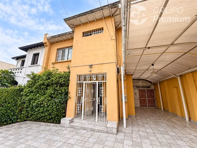Casa en venta Independencia sector residencial 5D 4B Piscina