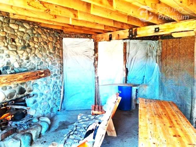 Gran Parcela con casa en construcción en venta en Lago Verde