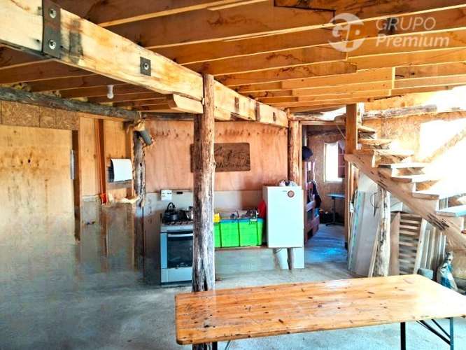 Gran Parcela con casa en construcción en venta en Lago Verde