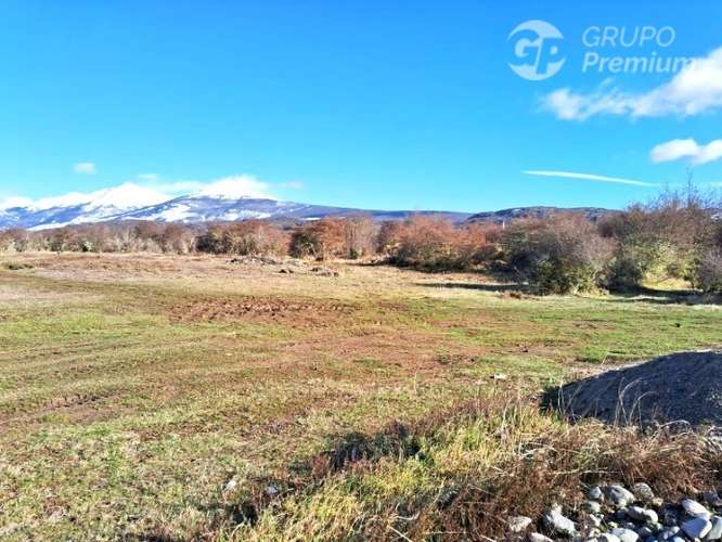 Gran Parcela con casa en construcción en venta en Lago Verde
