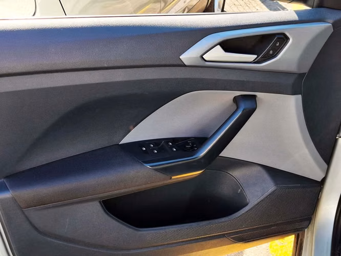 VOLKSWAGEN T-CROSS 2021 - Imagen 12