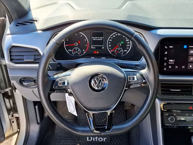VOLKSWAGEN T-CROSS 2021 - Imagen 18