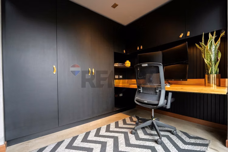 Casa de diseño en las condes | loft y 2 oficinas - Imagen 11