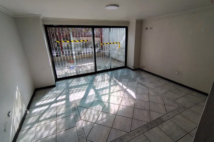 Oportunidad casa en peñalolen 5d/3b/3e - Imagen 7