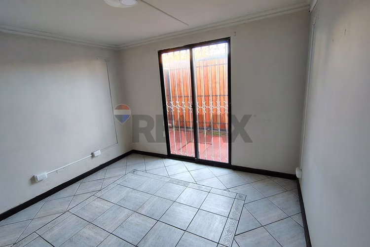 Oportunidad casa en peñalolen 5d/3b/3e - Imagen 6