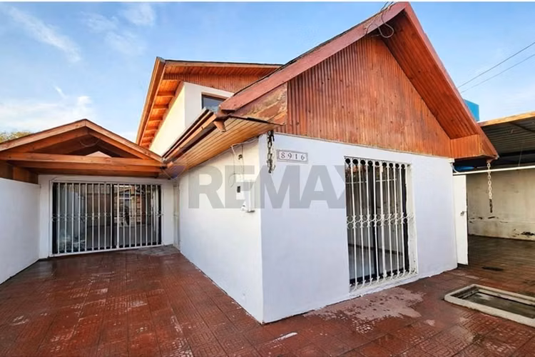 Oportunidad casa en peñalolen 5d/3b/3e