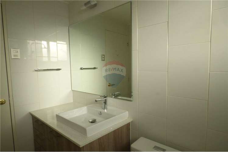 Departamento remodelado a pasos de metro manquehue - Imagen 17