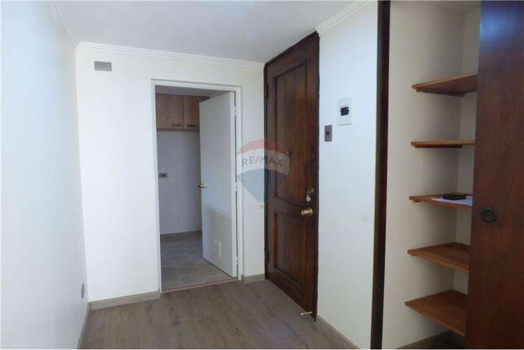 Departamento remodelado a pasos de metro manquehue - Imagen 5