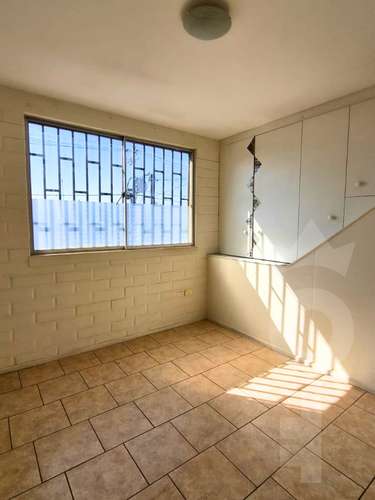 VENDO AMPLIA CASA IDEAL SECTOR COMERCIAL TALAGANTE - Imagen 17