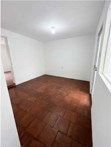 VENDE CASA EXCELENTE UBICACION COMERCIAL RENGO - Imagen 9