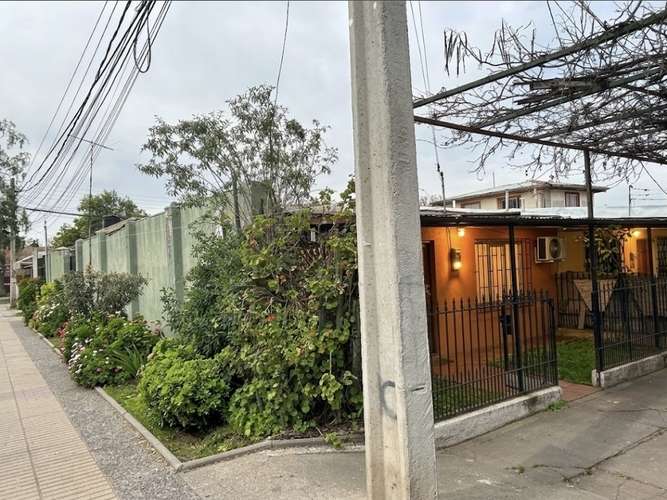 VENDE CASA EXCELENTE UBICACION COMERCIAL RENGO