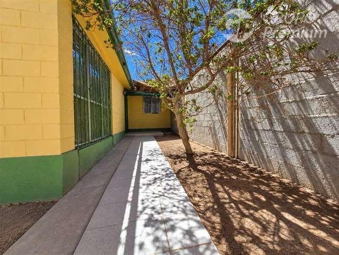 Venta de casa 6 dorm. 3B. zona Norte Calama - Imagen 7