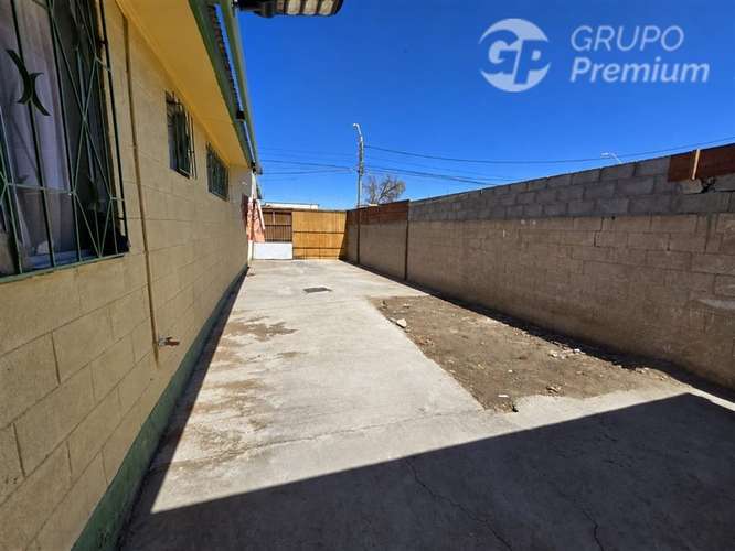 Venta de casa 6 dorm. 3B. zona Norte Calama - Imagen 6