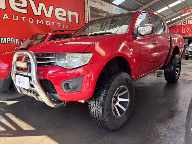MITSUBISHI KATANA 4X2 2011 TRANSFERIBLE