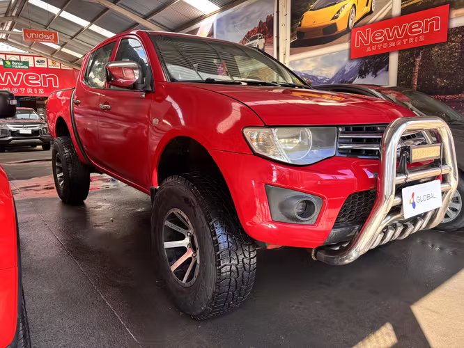 MITSUBISHI KATANA 4X2 2011 TRANSFERIBLE - Imagen 2