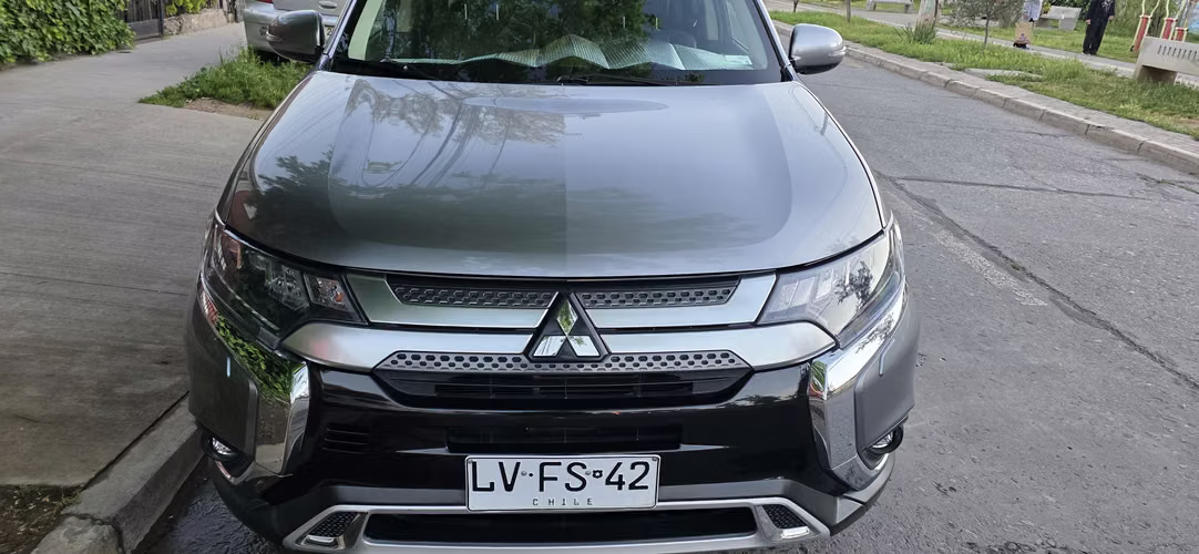 Vendo Mitsubishi Outlander GLS