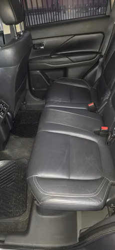 Vendo Mitsubishi Outlander GLS