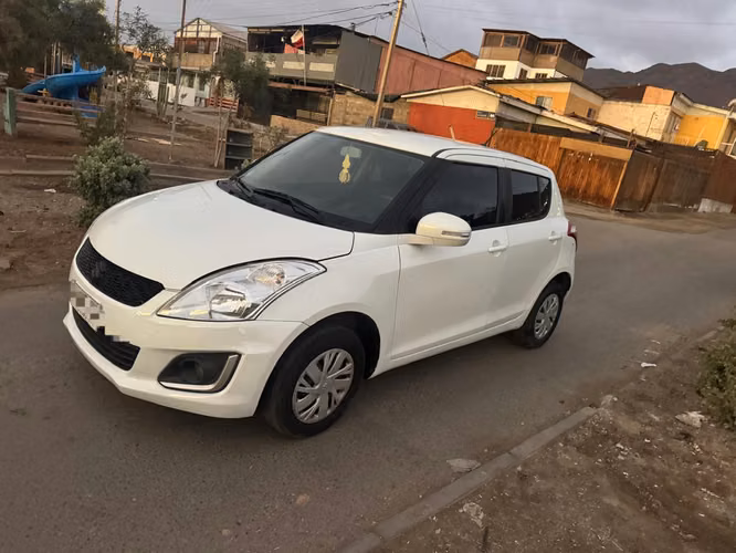 SUZUKI SWIFT 1.2 AÑO 2018 - Imagen 3