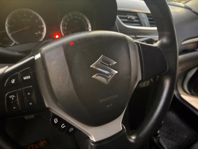 SUZUKI SWIFT 1.2 AÑO 2018 - Imagen 10