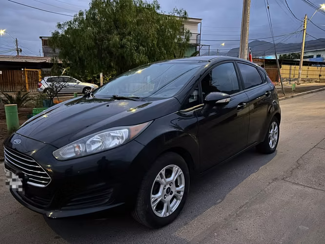 FORD FIESTA 1.6 AÑO 2016 - Imagen 6