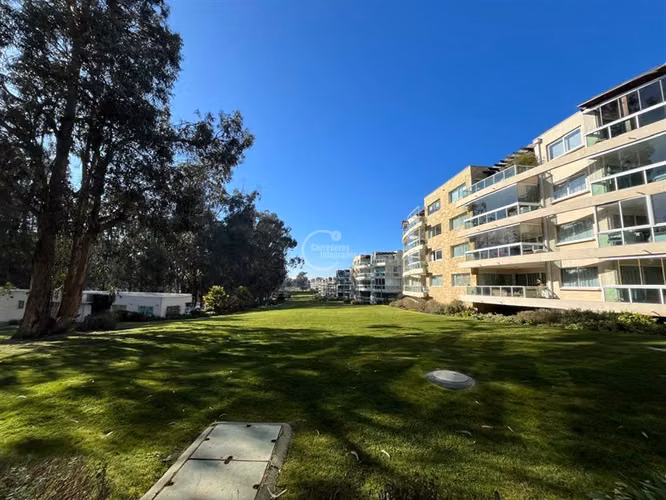 Dpartamento modulo 8 en arriendo de 3 dorm. en Santo Domingo