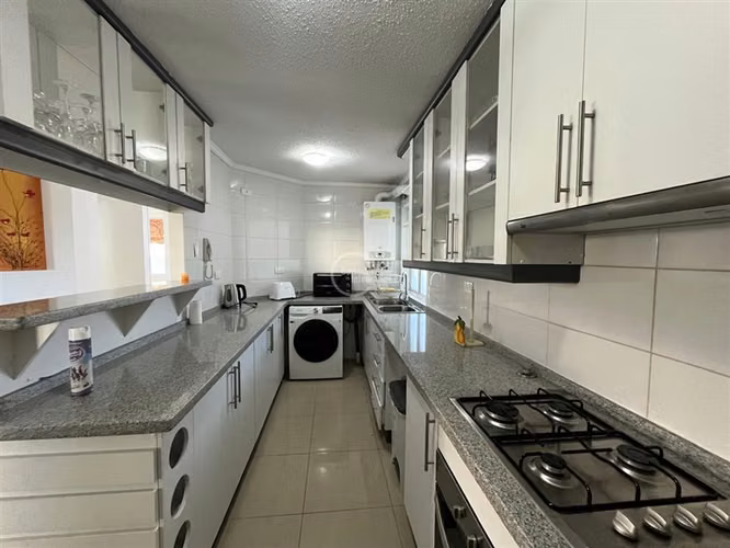 Dpartamento modulo 8 en arriendo de 3 dorm. en Santo Domingo