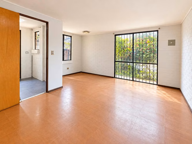 VENTA CASA EN CONDOMINIO 4HAB 2BA LIMACHE - Imagen 2