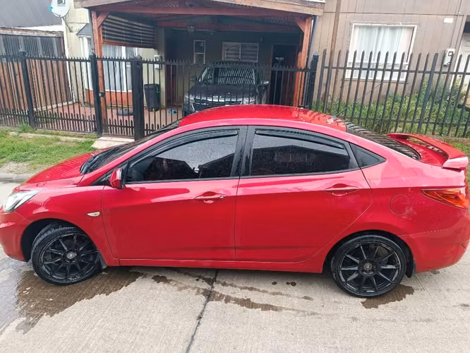 Hyundai accent