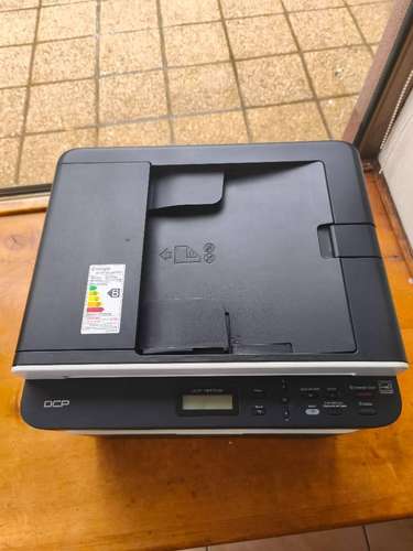 Impresora Multifuncional Láser Brother DCP-1617NW