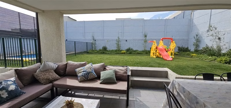 Casa en venta de 4 dorm. en Peñalolén - Imagen 37