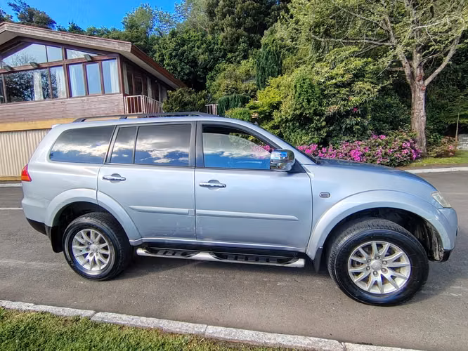 mitsubishi  new montero