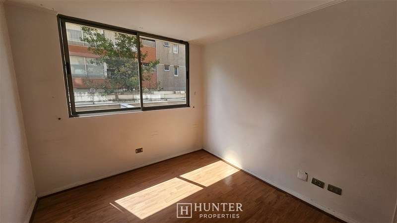 Venta amplio dpto 3D 2B + servicio Las Condes cercano metro - Imagen 11